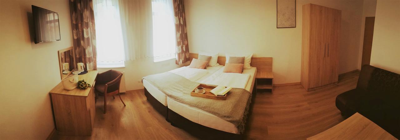 Bed and Breakfast Azalia Устроне-Морське Екстер'єр фото