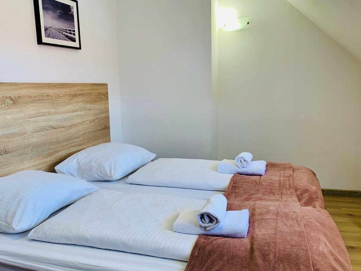 Bed and Breakfast Azalia Устроне-Морське Екстер'єр фото